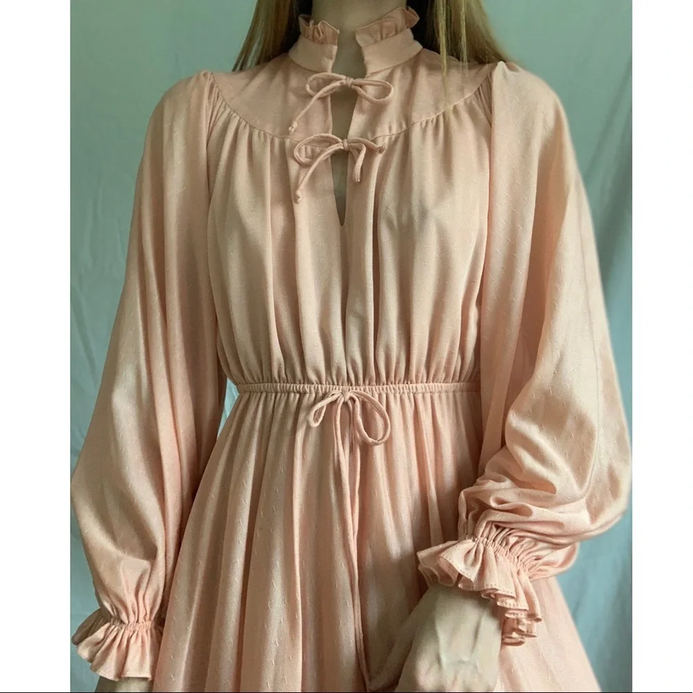 70s Vintage Peach Peasant Maxi Dress - Picture 8 of 15